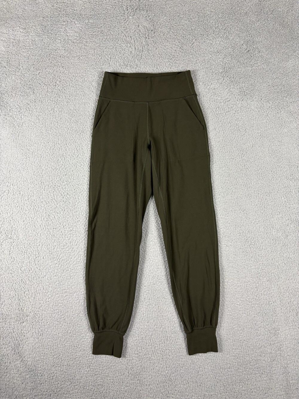 Lululemon Align Joggers Women’s 4 Olive Green Casual Athleisure Performance